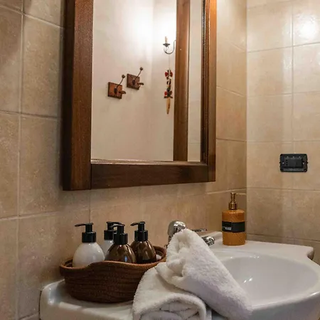 Il Rifugio Dei Briganti קרמאניקו טרמה